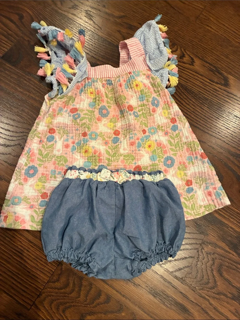 Bundle of 9 girls outfits. Posh Peanut, Rare Edition, Little Planet, Mudpie, C&J